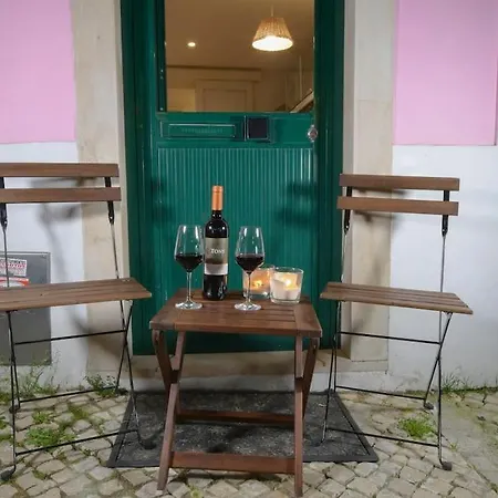 Sweet Alfama Апартаменты *